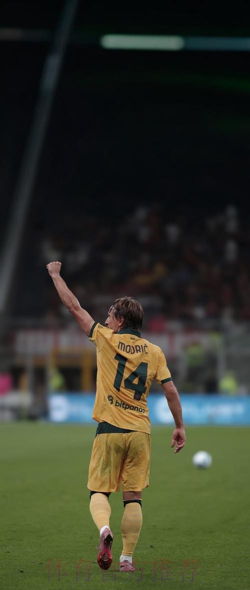 库尔图瓦:马塞洛技术最好 莫德里奇喜欢玩手机 库尔图瓦:马塞洛技术最好 莫德里奇喜欢玩手机